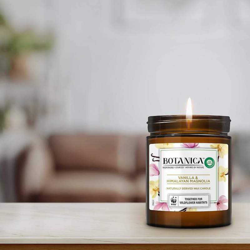 Botanica by Air Wick Vanilla & Himalayan Magnolia Candle — photo 11 of 14