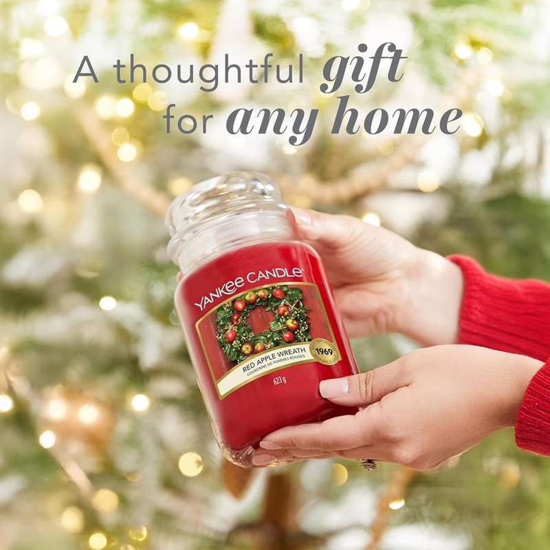 Yankee Candle Red Apple Wreath Large Jar Candle — photo 13 of 18