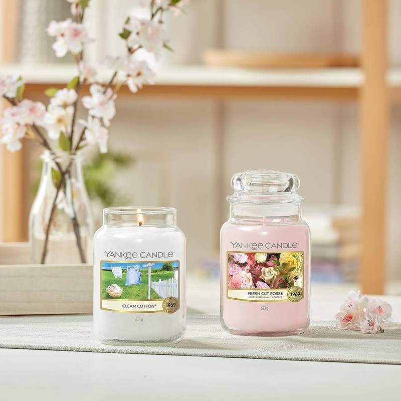 Yankee Candle Fresh Cut Roses Large Jar Candle — photo 11 of 24