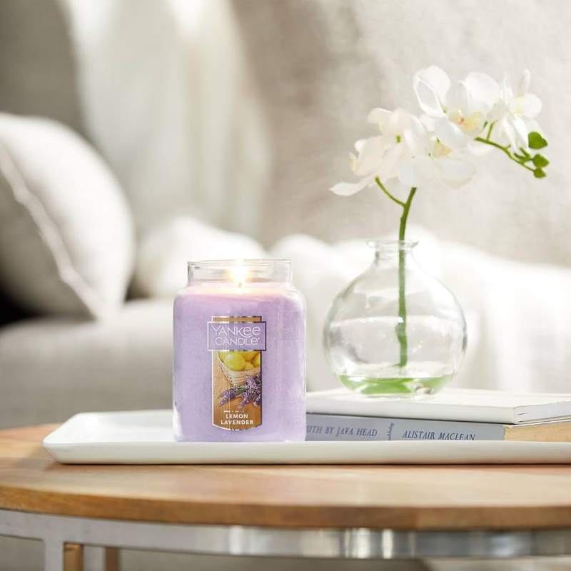 Yankee Candle Lemon Lavender Large Jar Candle — photo 3 of 18